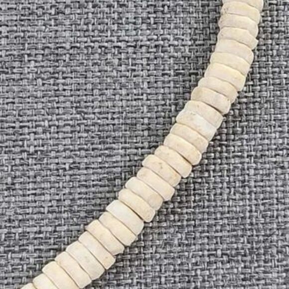 Vintage Shell Disc Beaded Necklace - Picture 2 of 3